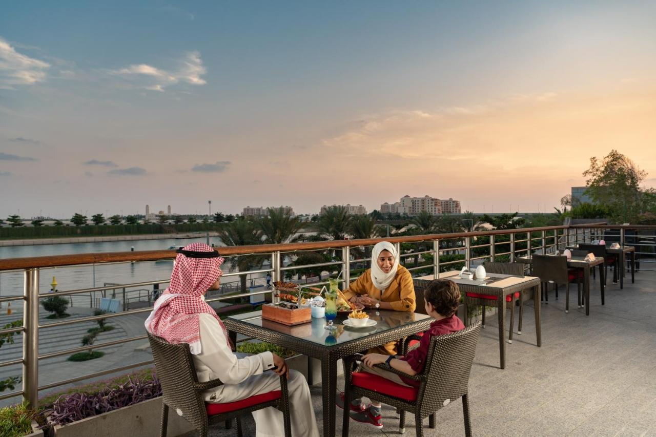 Bay La Sun Hotel&Marina - KAEC King Abdullah Economic City Bagian luar foto View of the River