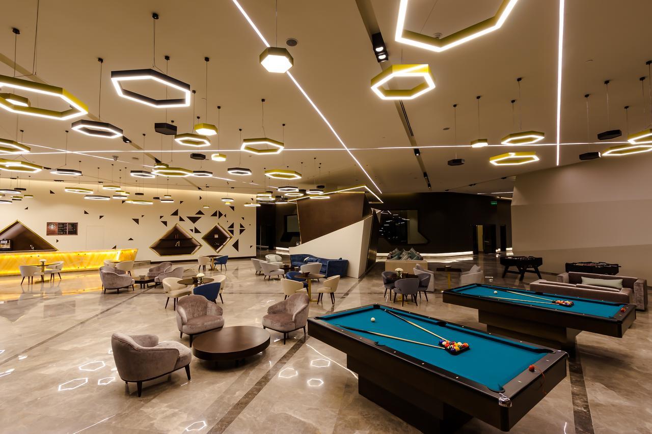 Bay La Sun Hotel&Marina - KAEC King Abdullah Economic City Bagian luar foto The lounge at the airport